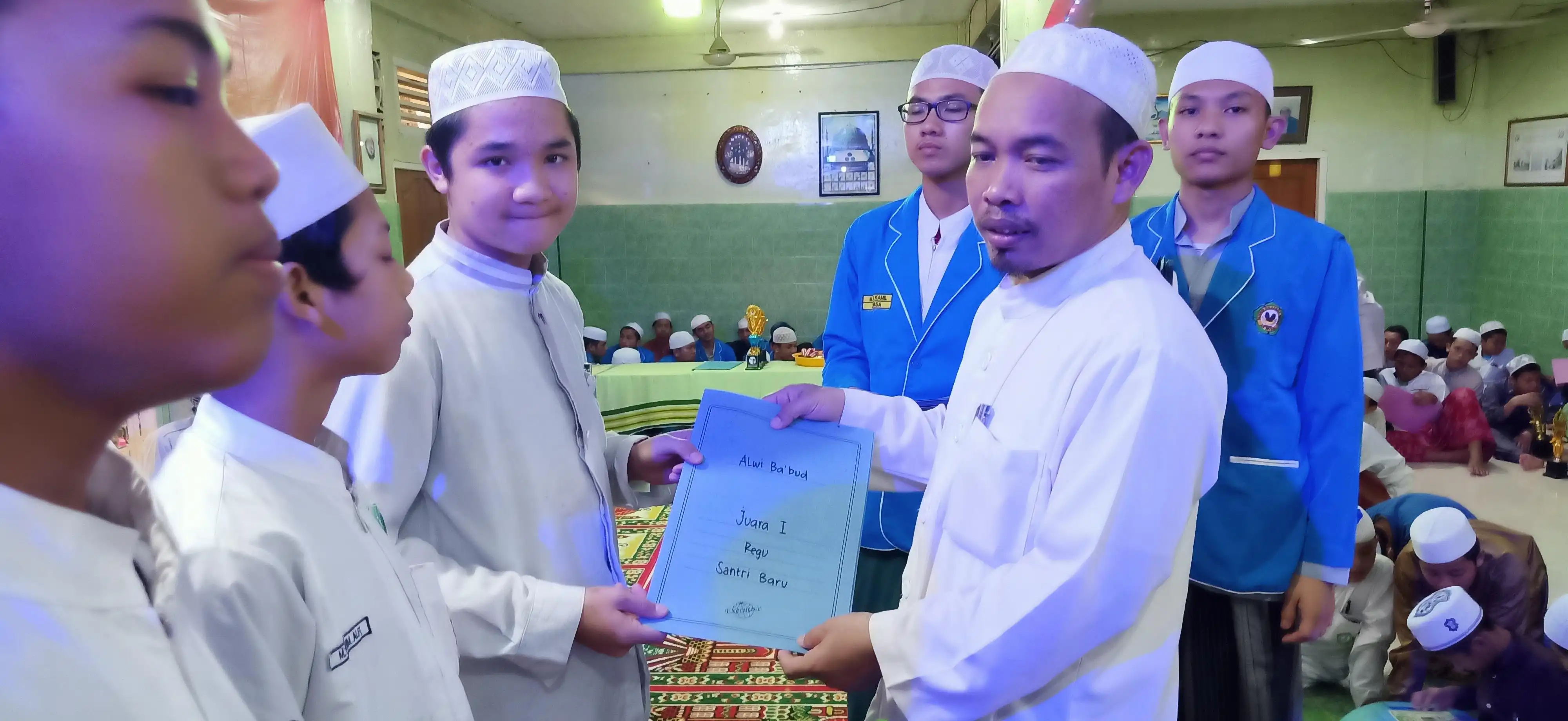 Pembagian Hadiah 124